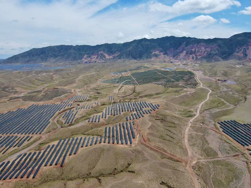  Antaisolarจัดหา 30MW Solar Tracker สำหรับฟาร์มพลังงานแสงอาทิตย์แบบยูทิลิตี้